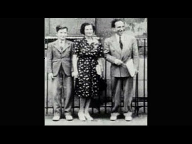 Birth and upbringing of Noam Chomsky