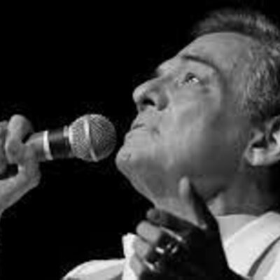 Timeline: Trayectoria de José José