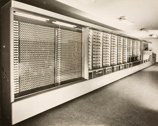 Harvard Mark I (como de las principales mainframe)