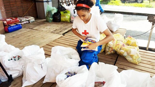 La cruz roja unida con Mocoa