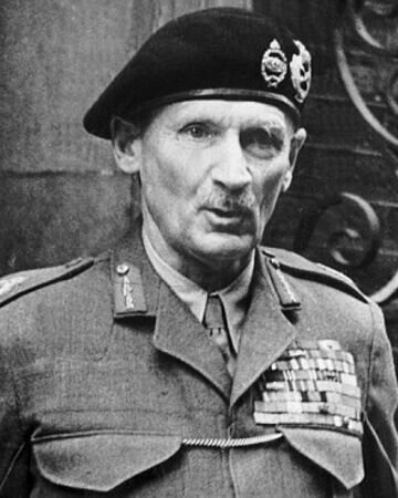 Montgomery brit tábornok legyőzi Rommel Afrikakorpsát