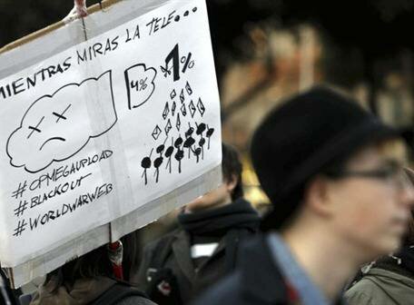 PROTESTA EN LÌNEA CONTRA LA PIRATERÌA