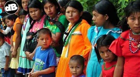 La educación indígena ika, kankuama, nasa, wayúu y mokaná robustecen la interculturalidad en Colombia, (Castro, 2010)