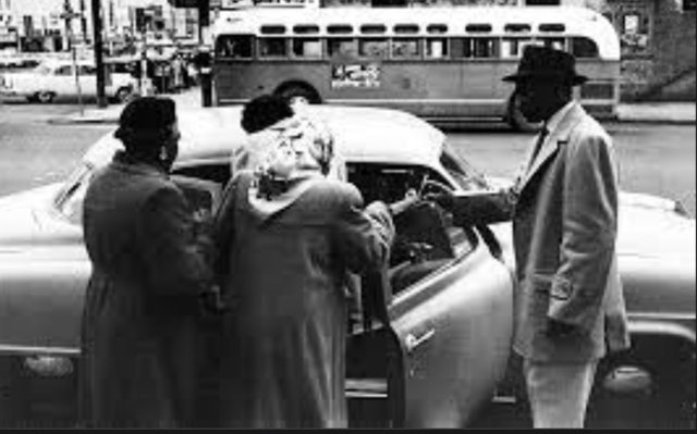 Carpool system forms