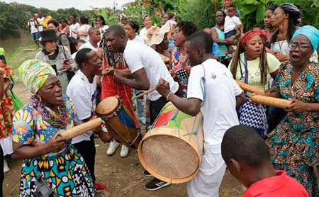 RECONOCER A LAS COMUNIDADES NEGRAS DE ZONAS RIBEREÑAS DEL PACÍFICO