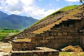 San José Mogote between 1400 and 450 BC