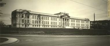 Establecimiento de la séptima Casa Madre de la Congregación en la avenida Westmount (1985-2005).