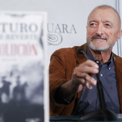 Timeline: Arturo Pérez Reverte