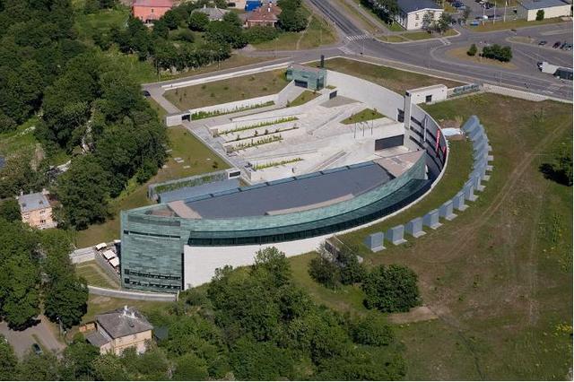 Куму получил награду Европейского Музея Европейского музейного форума.