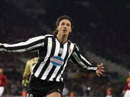 Ficha por la Juventus