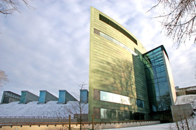 Церемония открытия KUMU.