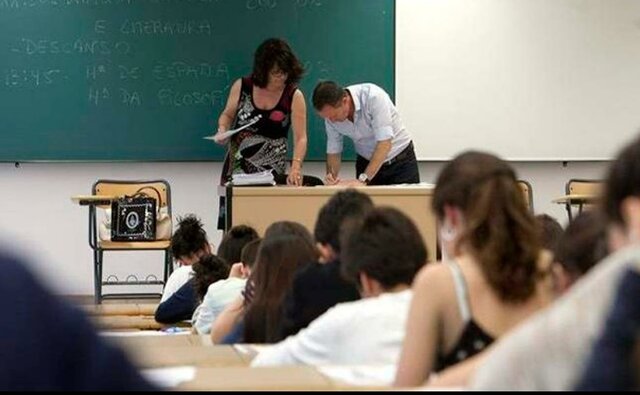 Se igualan los sueldos de maestros y maestras