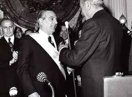 POLITICA EXTERIOR DE LASTIRI