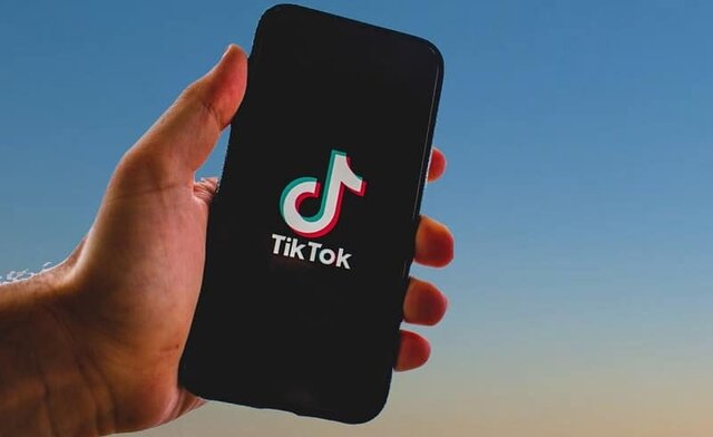 TIK TOK