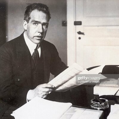 Timeline: Niels Bohr 1885-1962