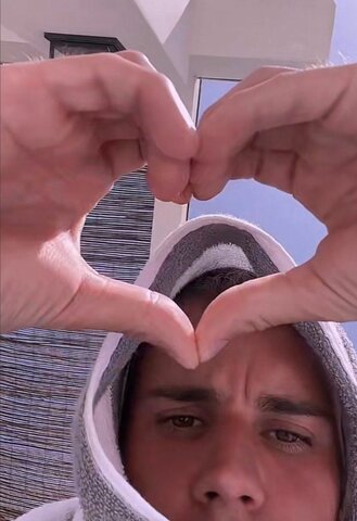 Go to a Justin Bieber concert