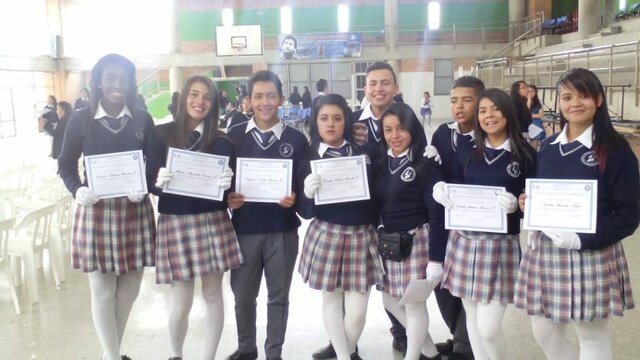 Graduación noveno de bachillerato.