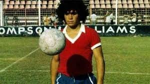 debut de maradona en argentinos juniors