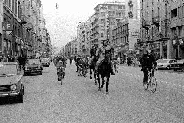 CRISIS INTERNACIONAL