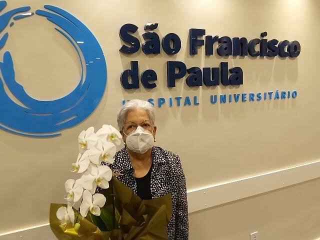 Colaboradora Solange Ferreira se despede do HU