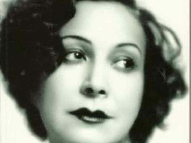 Su mujer se entera de la infidelidad.