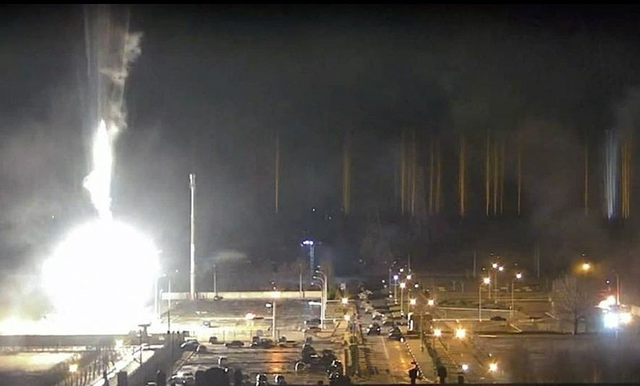 Rusia ataca la mayor central nuclear de Europa, Zaporiyia