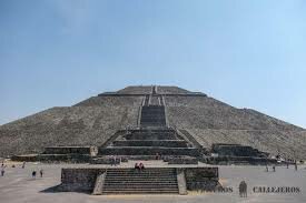 4.-Pyramids of Teotihuacán