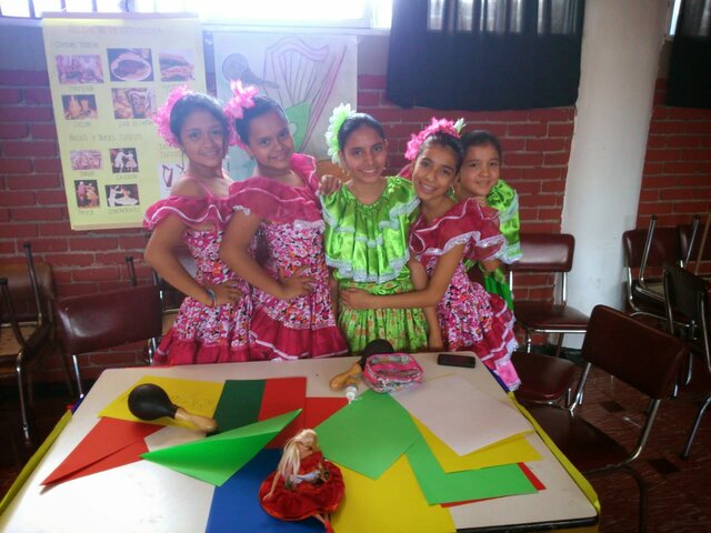 Premiación de un concurso de baile