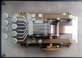 Primer ordenador binario