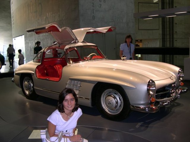 Alemania - Mercedes museum