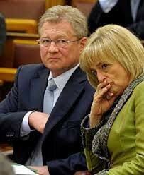 MDF frakció megszűnése