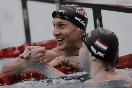 Lane Autten is born in St. Paul, Minnesota