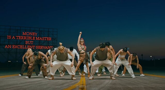 Δεύτερο σόλο τραγούδι