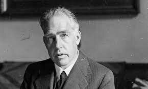 Niels Bohr