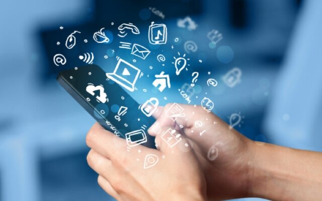 Creación del primer teléfono móvil