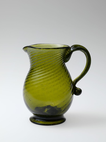 Mary Ludwig is nicknamed Molly Pitcher