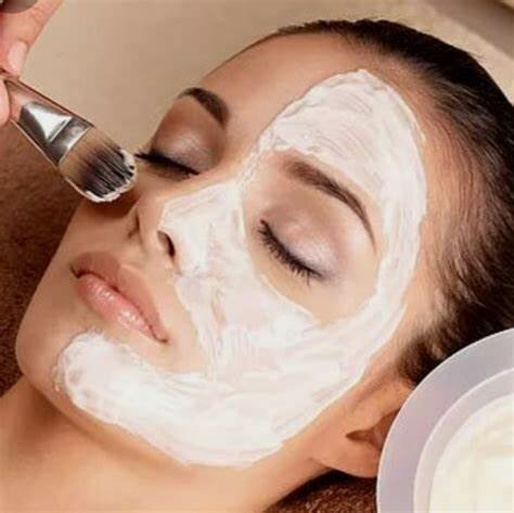 ESTETICA Y COSMETOLOGIA.