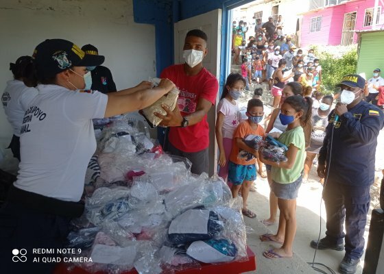 1985 AYUDAS HUMANITARIAS