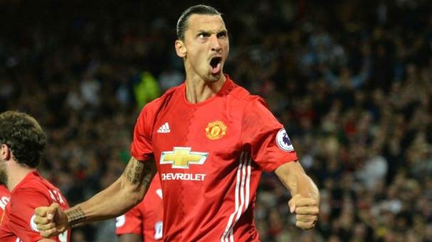 Ficha por el Manchester United