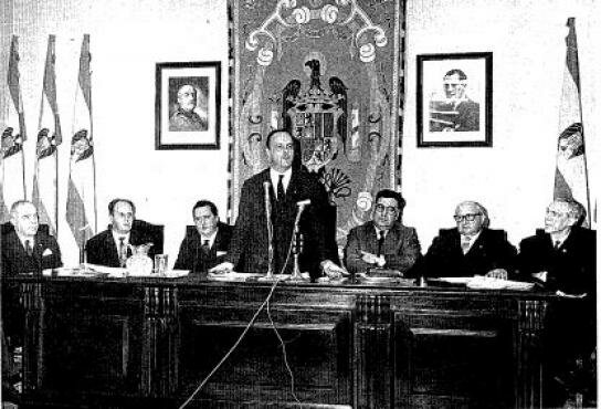 Press law drafted by Manuel Fraga eases censorship