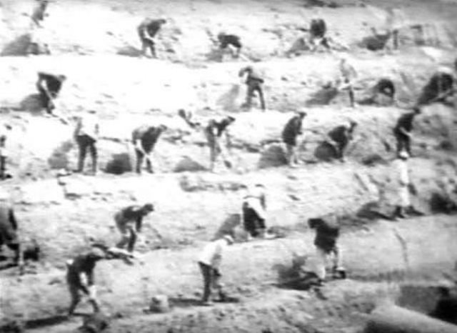 Volunteers for labor assigments to replace German workers