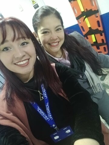 Trabajo en Centro de Idiomas Universal