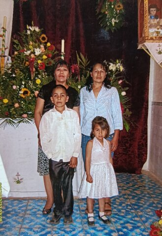 Cuando su hermano mayor hizo su primera comunión