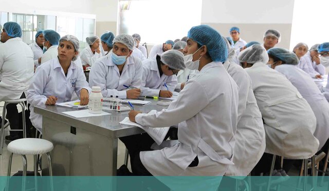 I live in Pereira and I study medicine at UTP