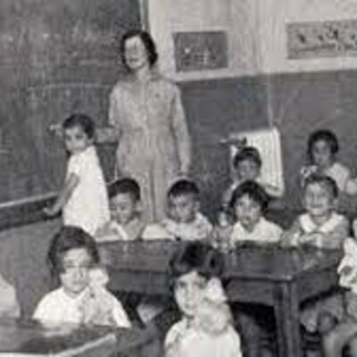 Timeline: Educación Paraguaya - Historia