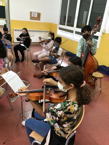 primera vegada que tocar el violin