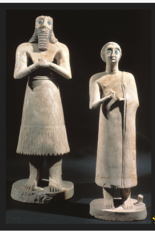 Statues of votive figures