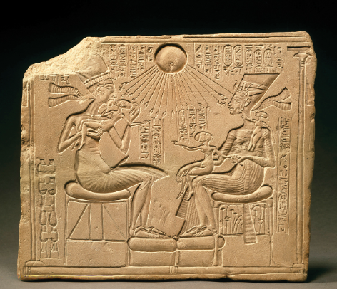 Akhenaton, Nefertiti, and three daughters