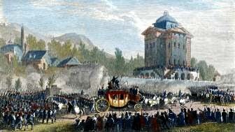 Royal family fleeing