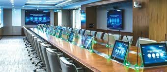 Instalaciones de aula de video conferencia.